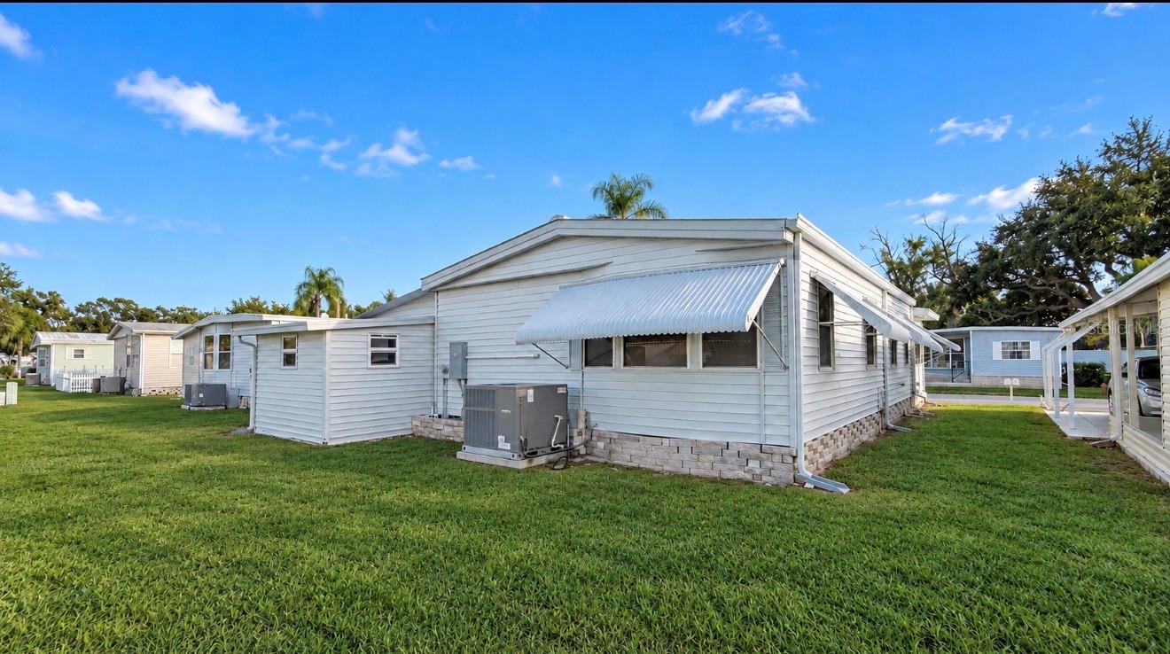 1100 BELCHER ROAD S 713