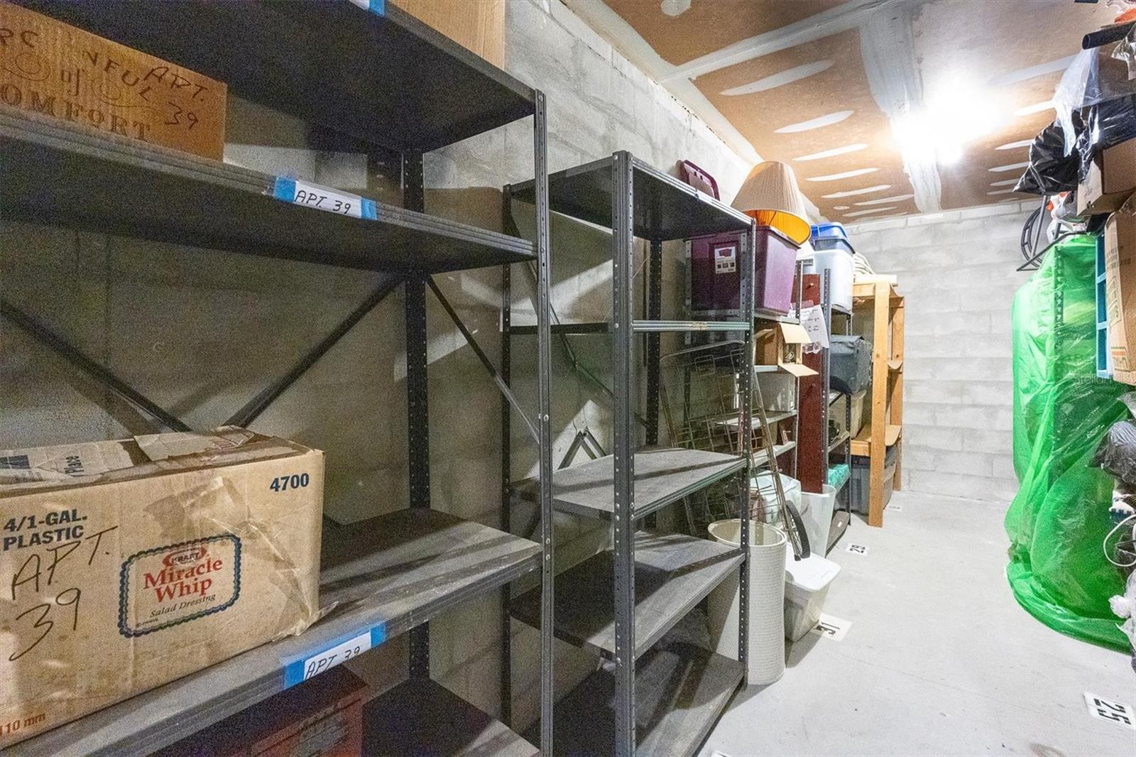 ON TOP OF THE WORLD - Residential Lease