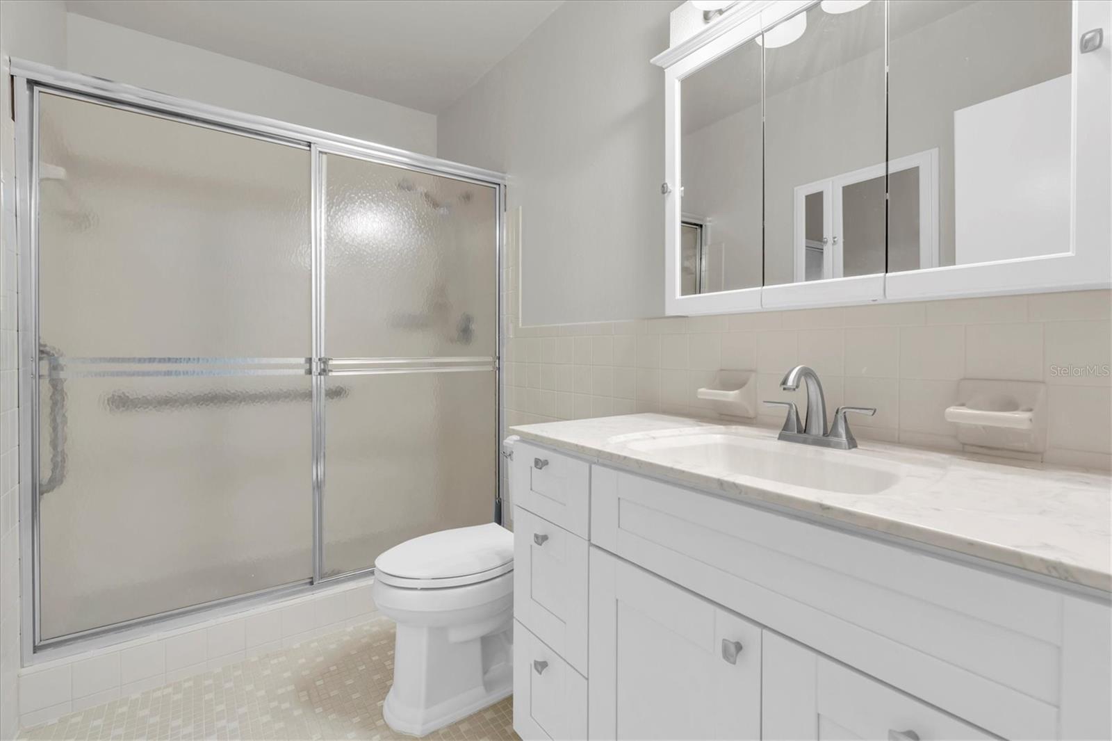 ON TOP OF THE WORLD - Residential Lease