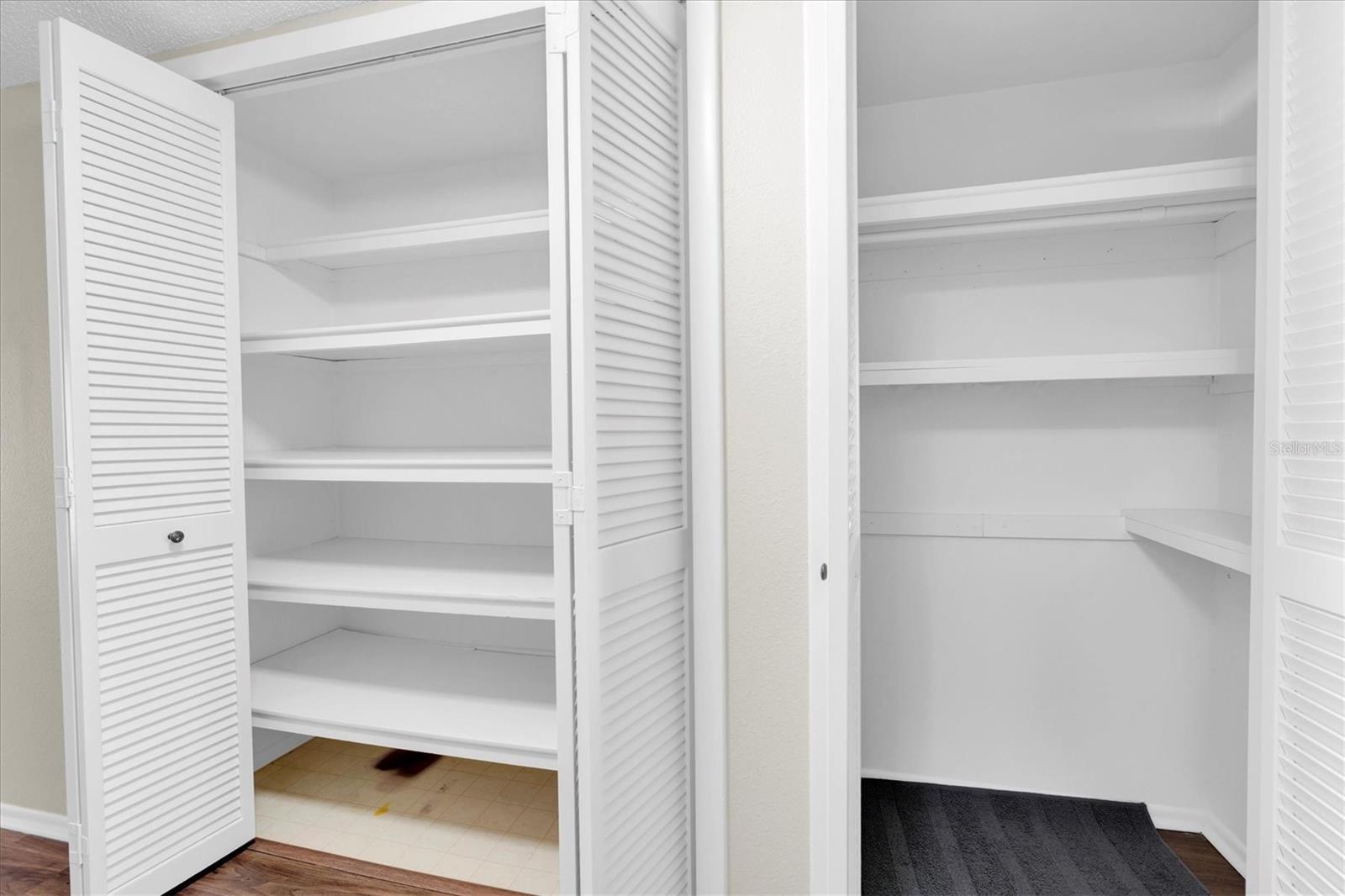 ON TOP OF THE WORLD - Residential Lease