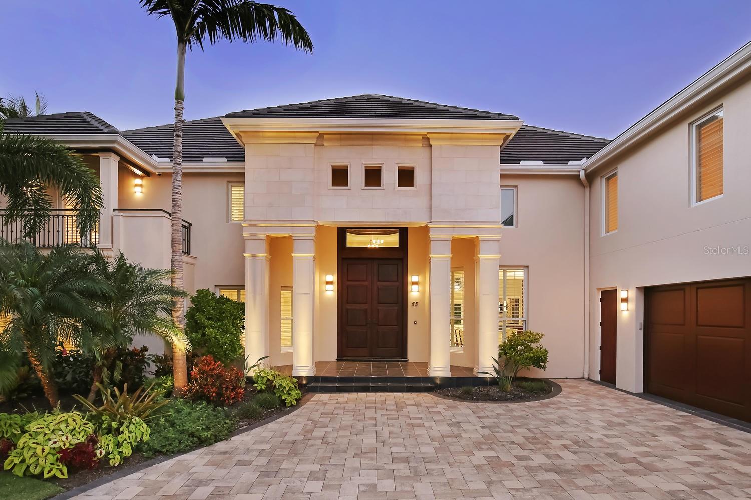 LIGHTHOUSE POINT - Residential