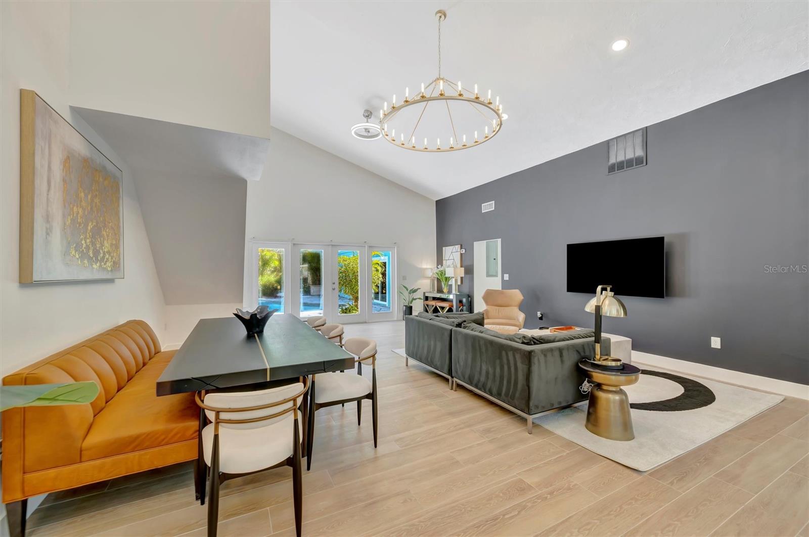 PINE RANCH - Residential