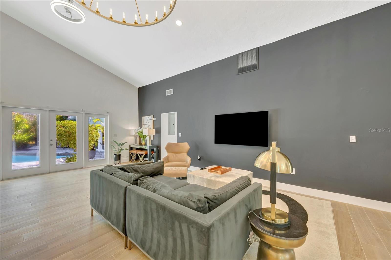 PINE RANCH - Residential