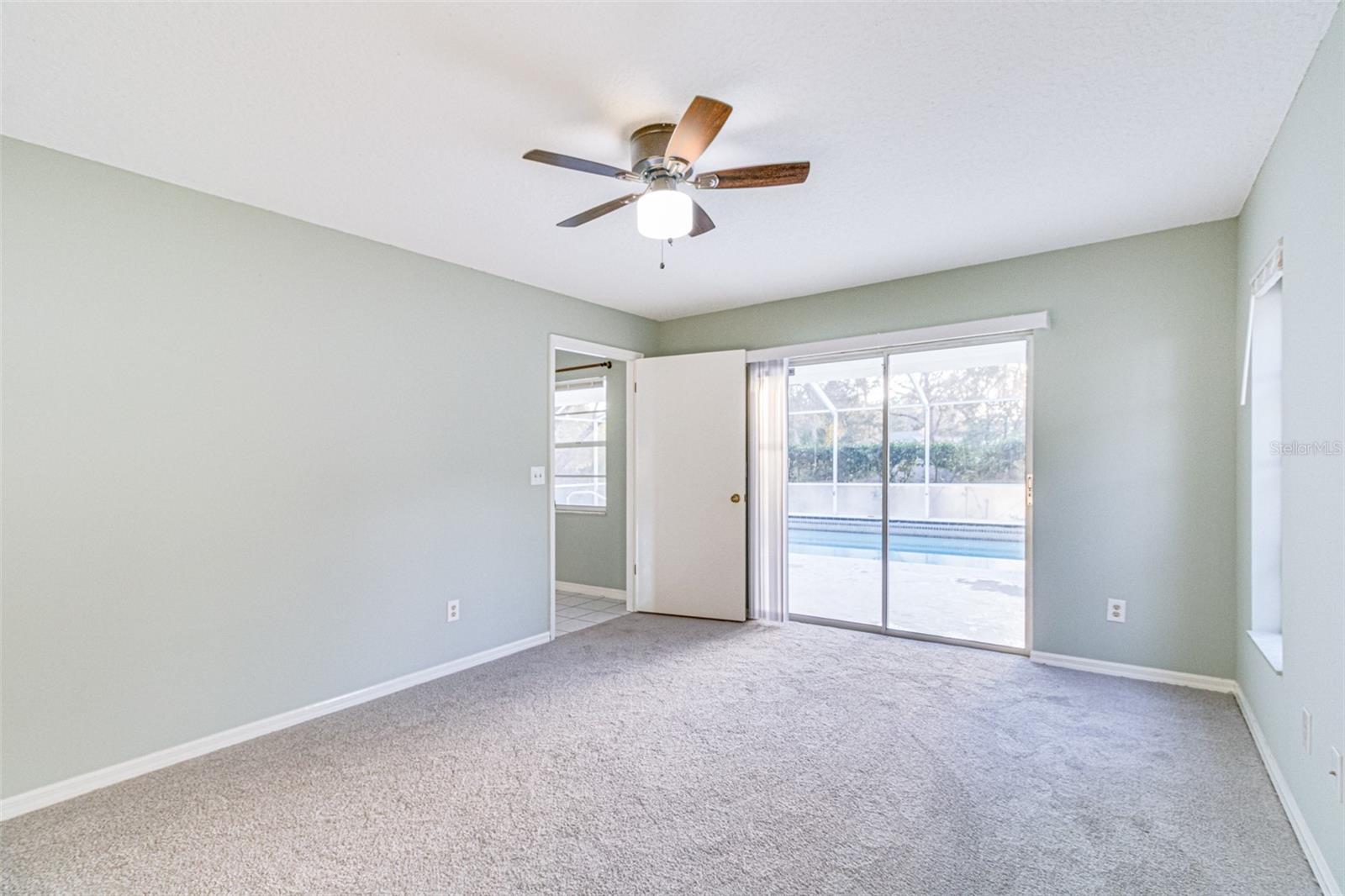 OAKRIDGE ESTATES - Residential