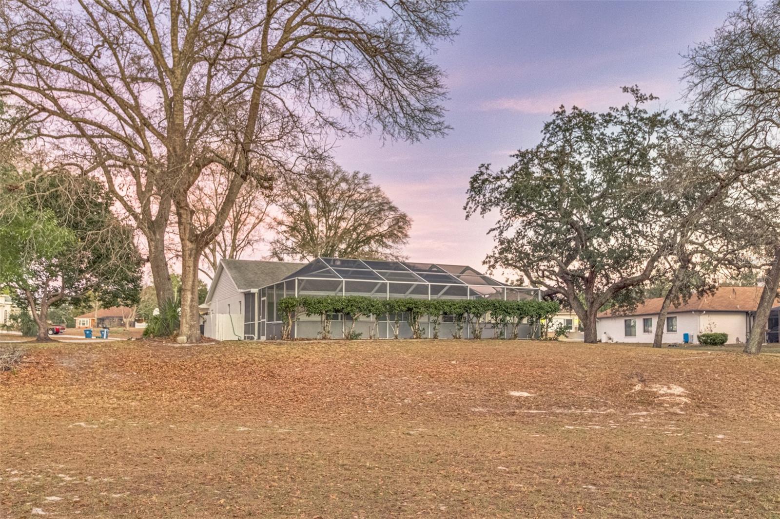 OAKRIDGE ESTATES - Residential