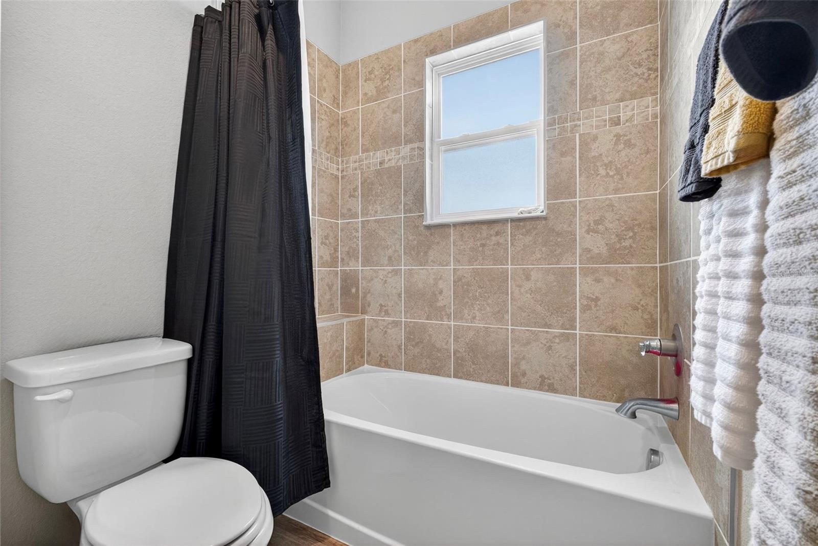 AUBURN COVE - Residential