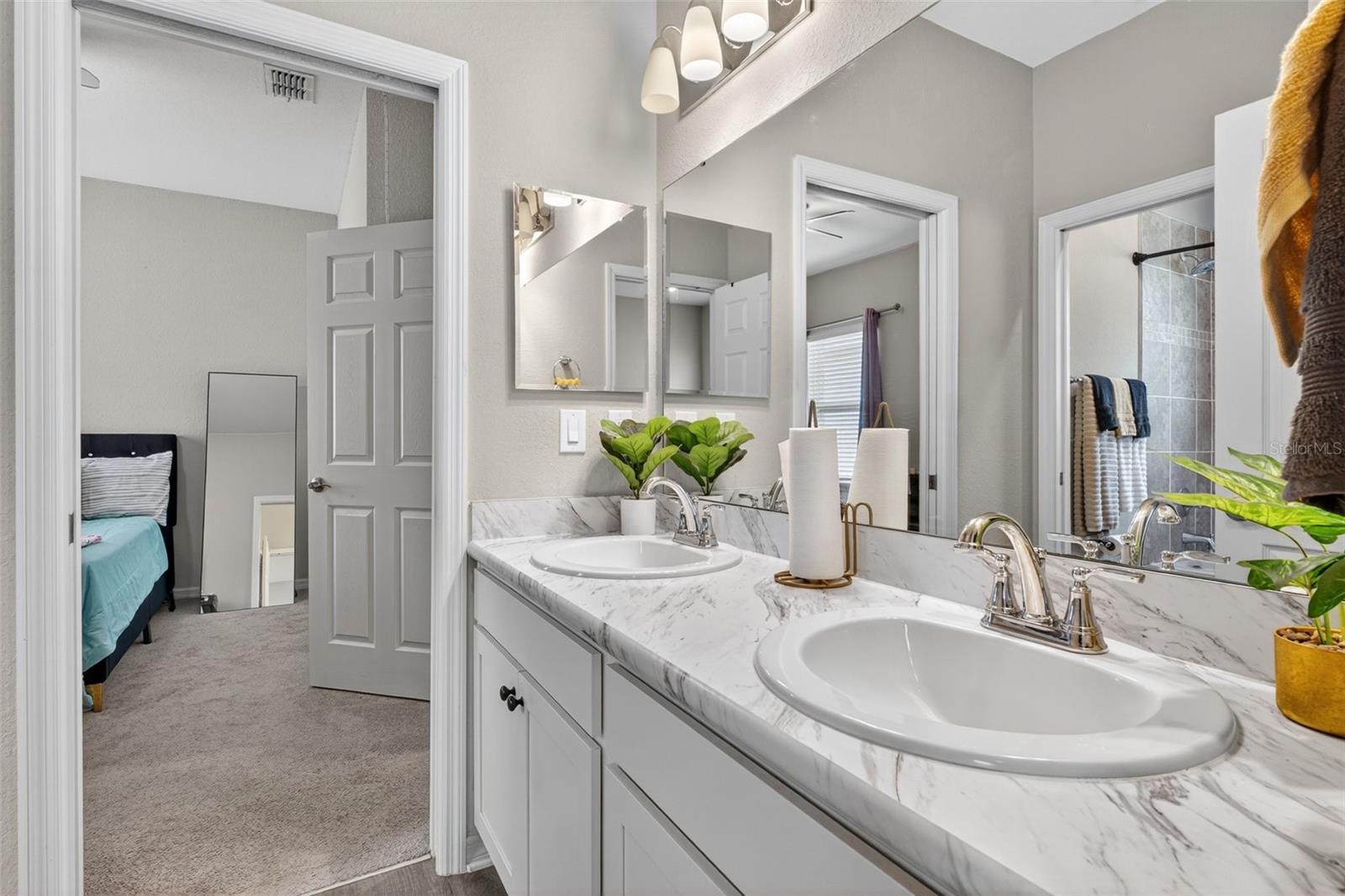 AUBURN COVE - Residential