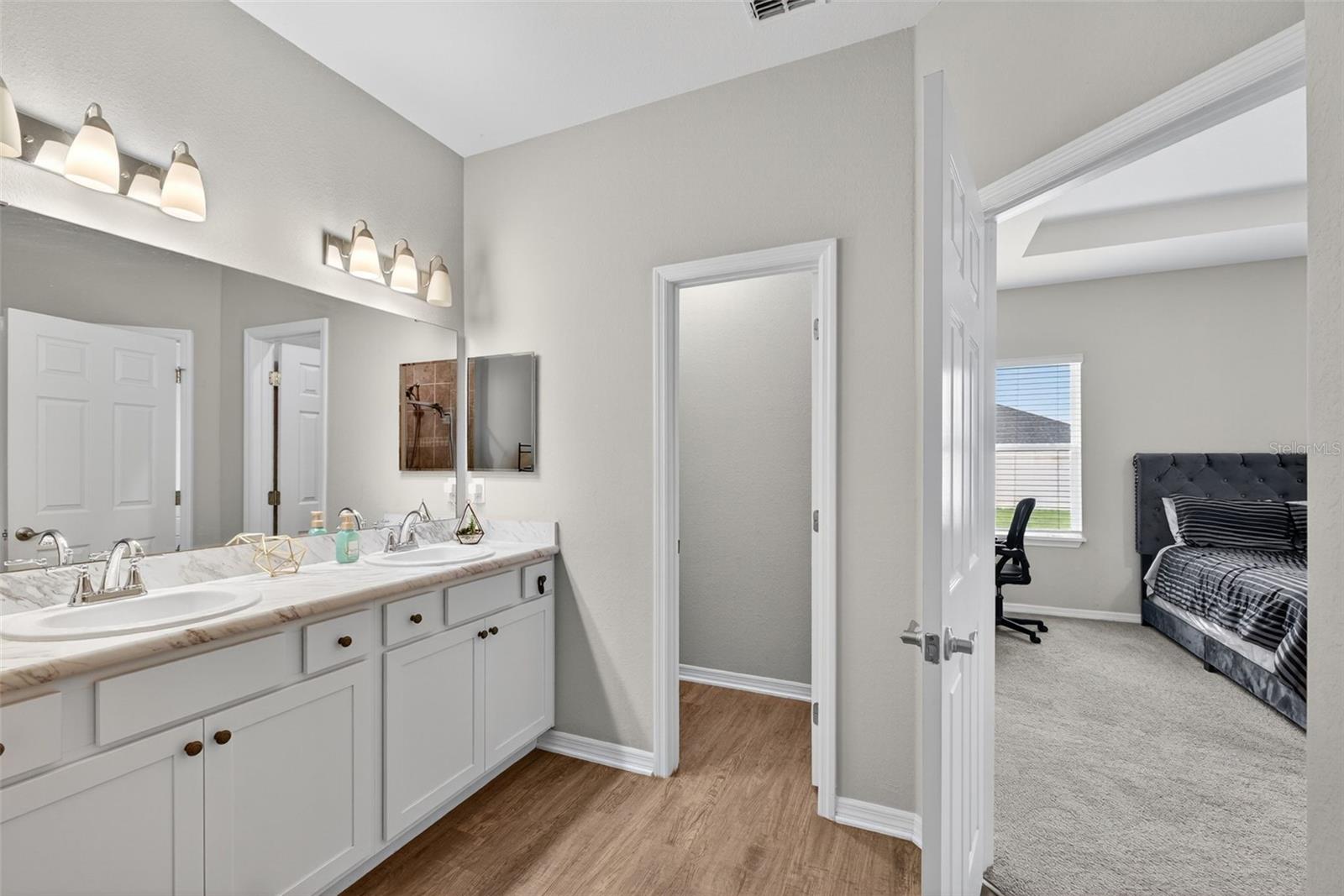 AUBURN COVE - Residential