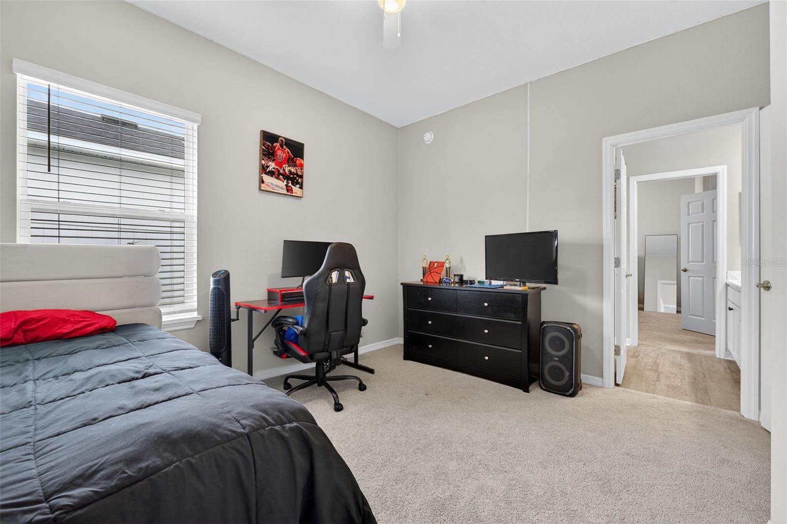 AUBURN COVE - Residential