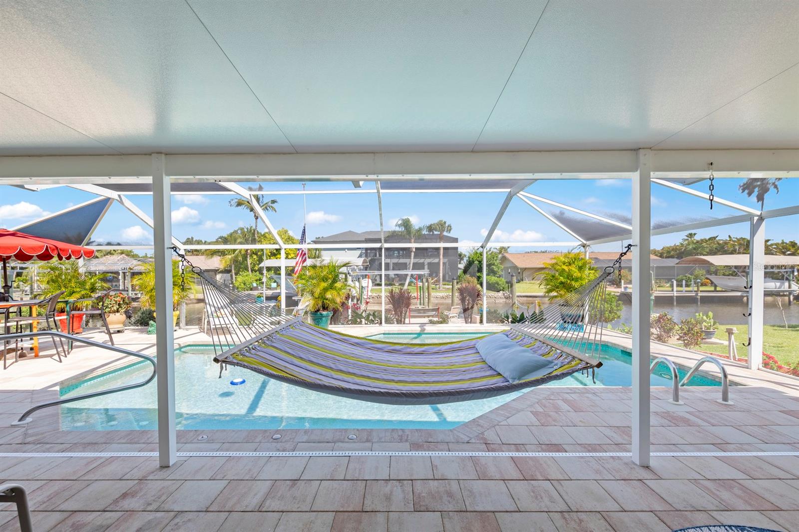 ISLAND PARK - Residential