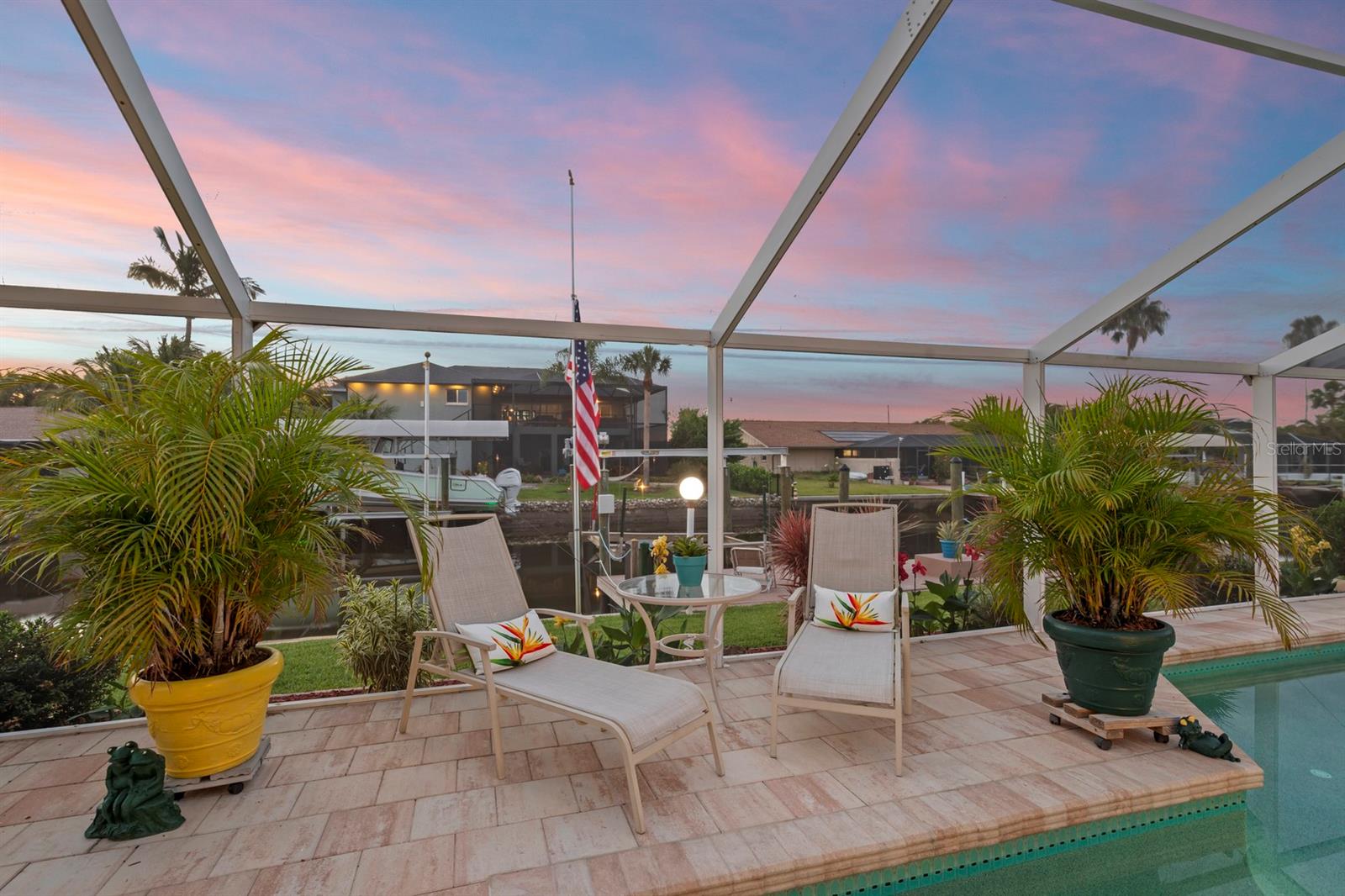 ISLAND PARK - Residential