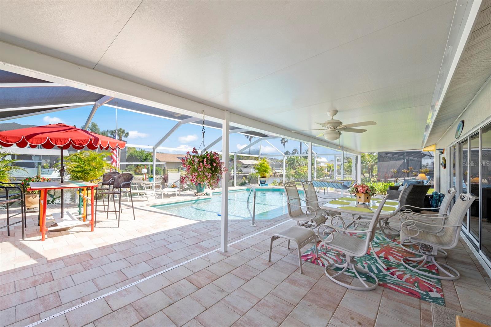 ISLAND PARK - Residential