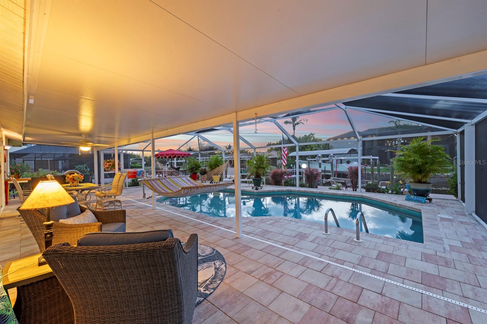 ISLAND PARK - Residential