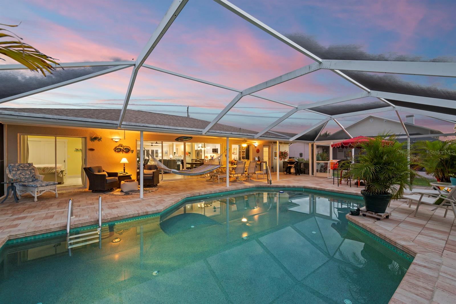 ISLAND PARK - Residential