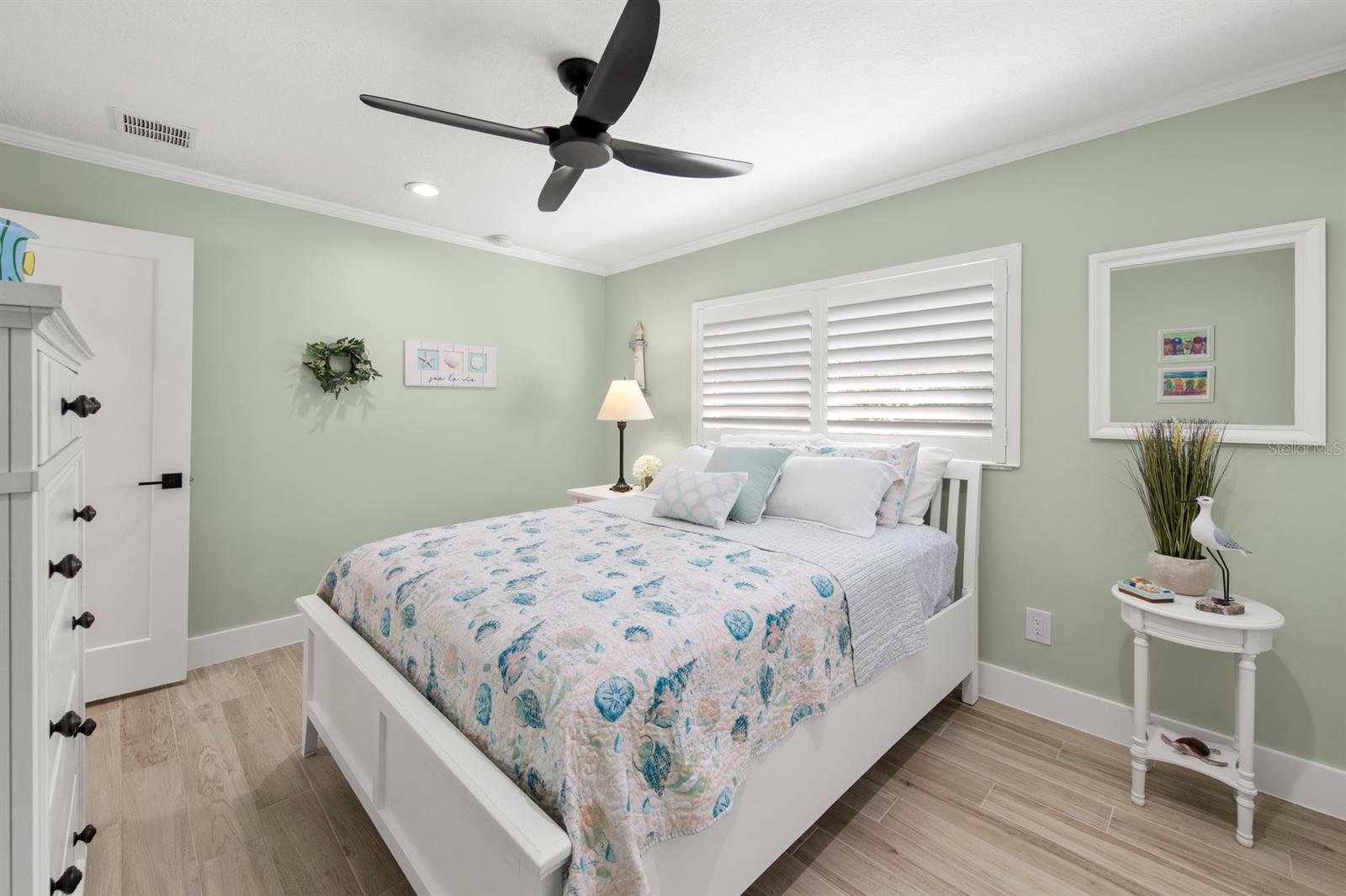 ISLAND PARK - Residential