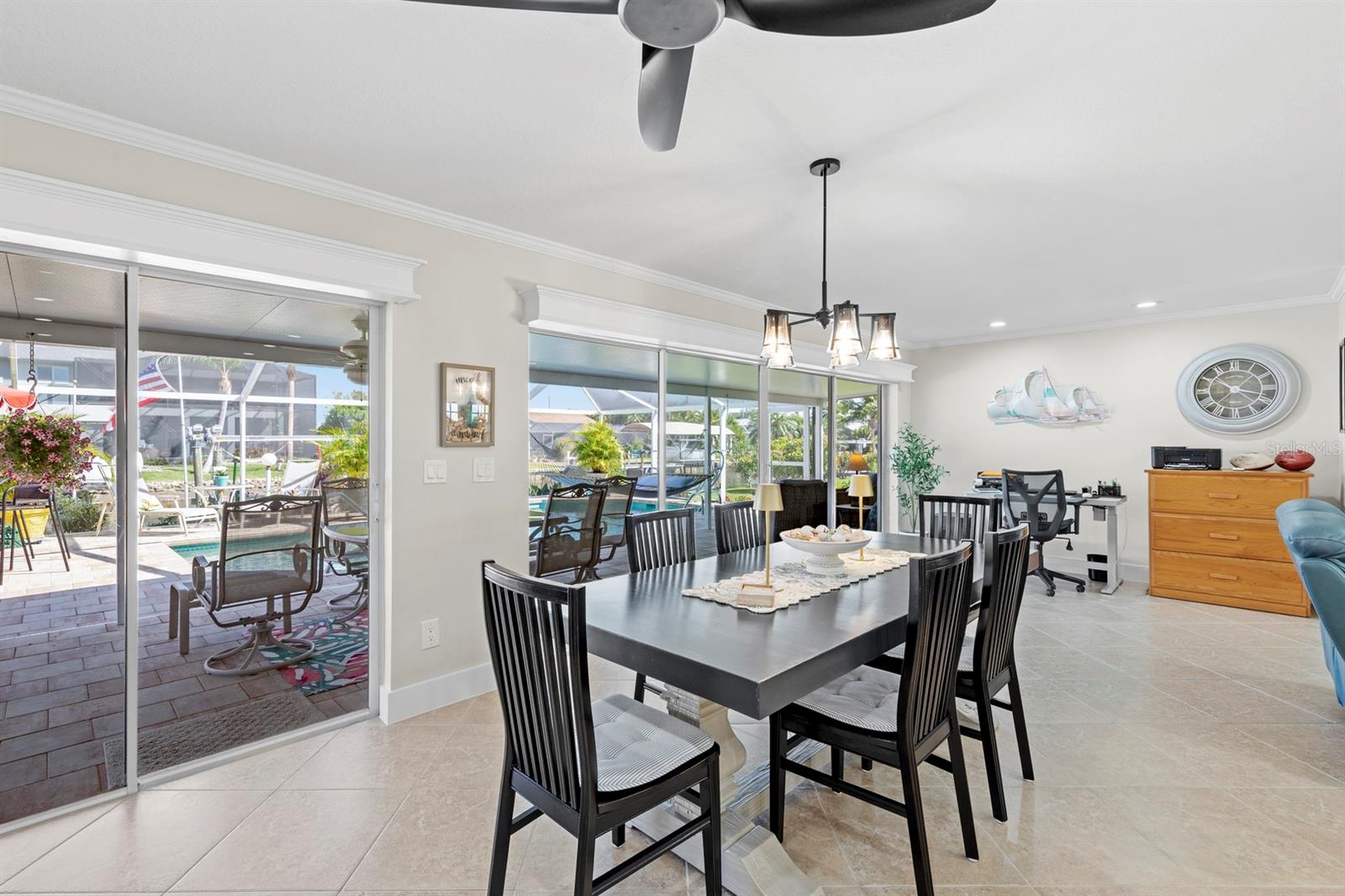 ISLAND PARK - Residential