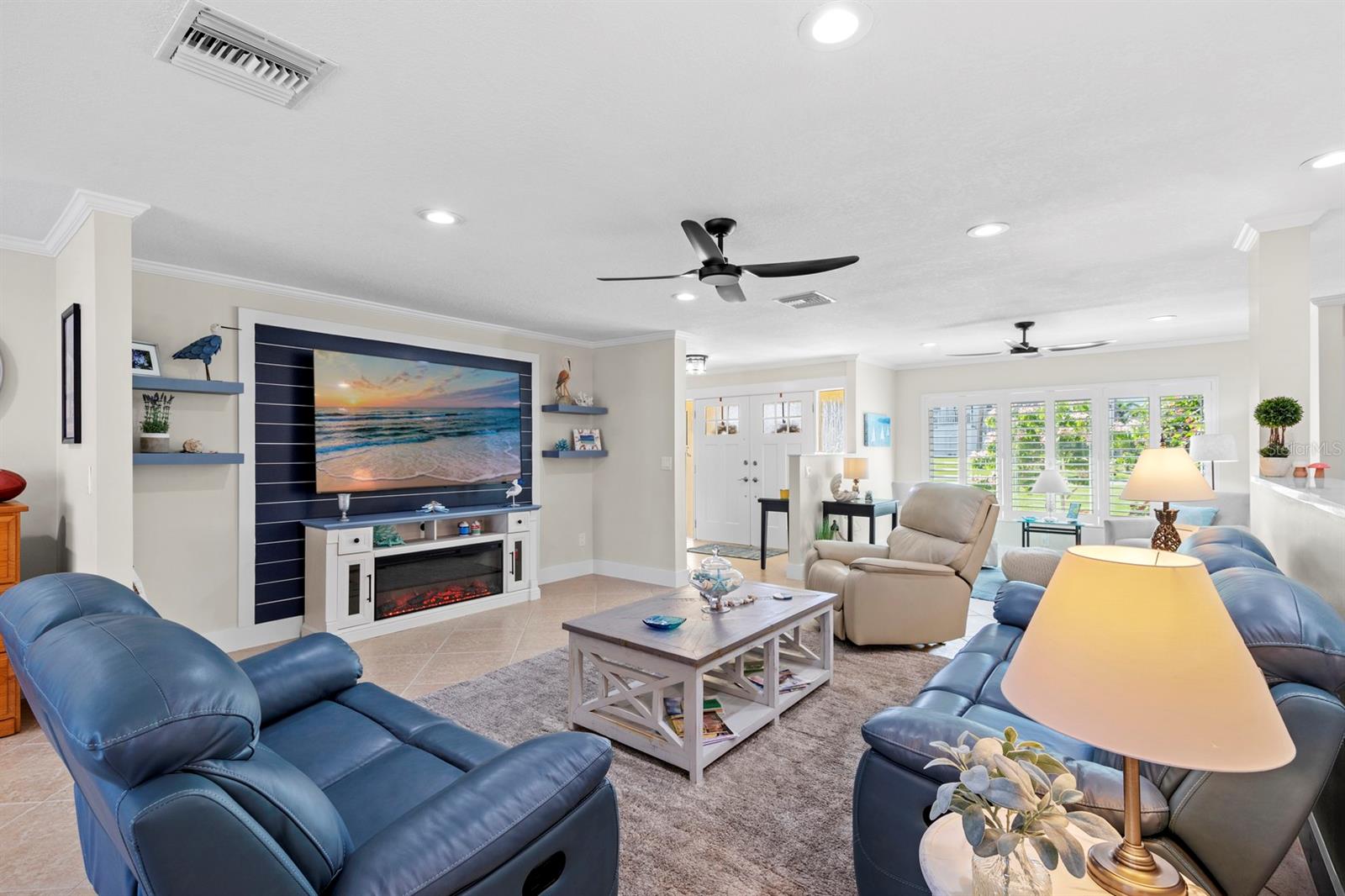 ISLAND PARK - Residential