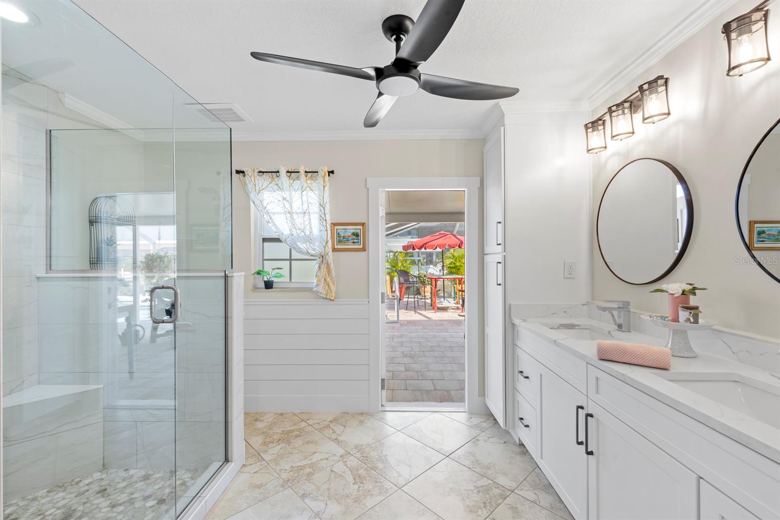 ISLAND PARK - Residential