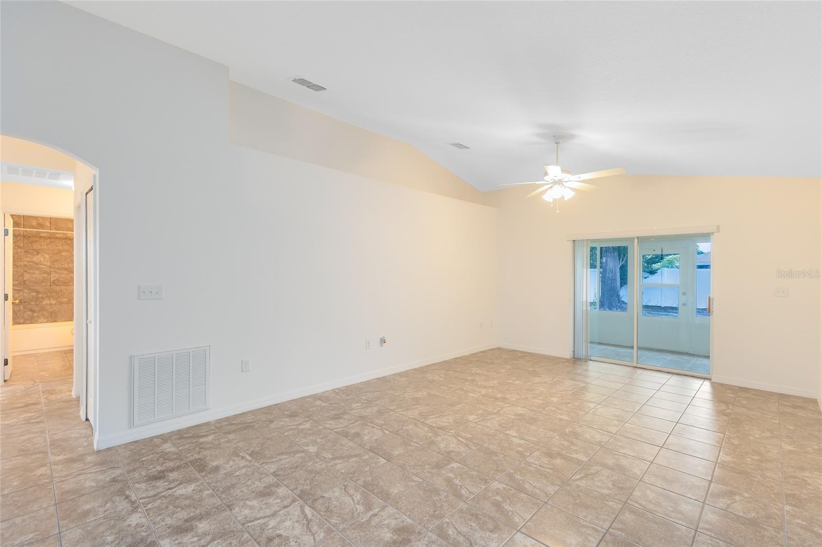 TRADITION - Residential