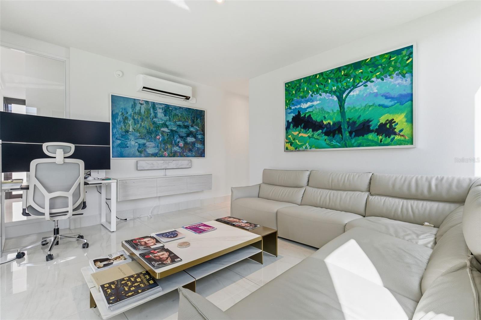 RIVIERA PARKVIEW - Residential