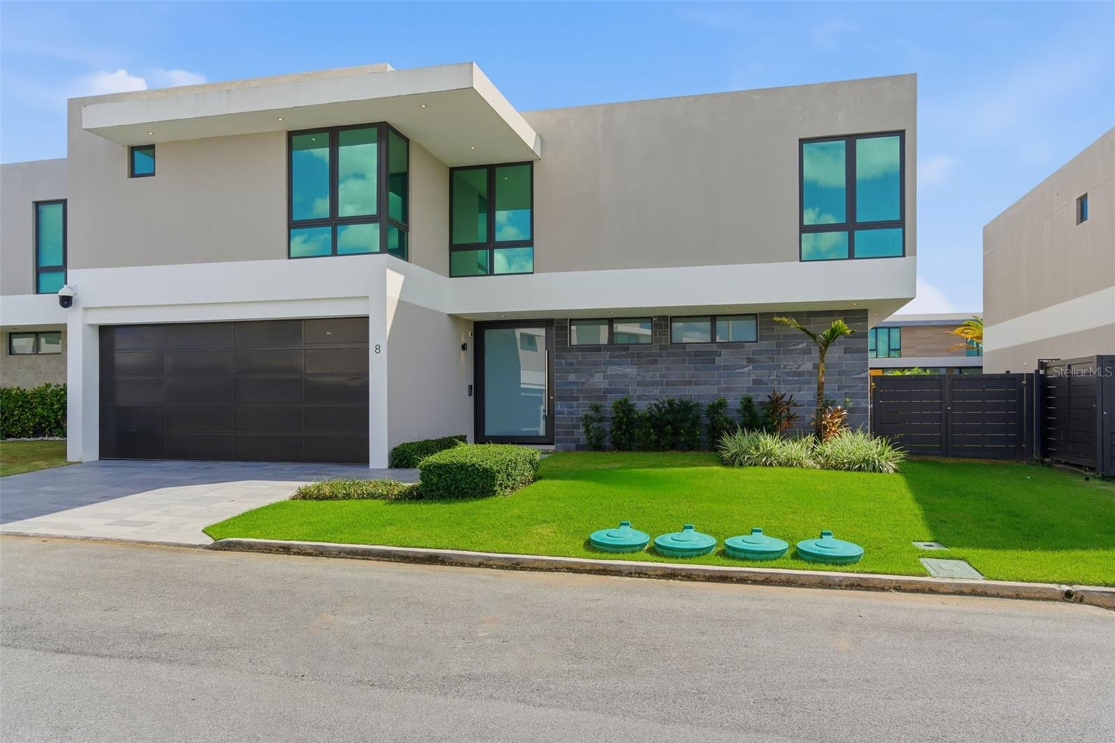 RIVIERA PARKVIEW - Residential