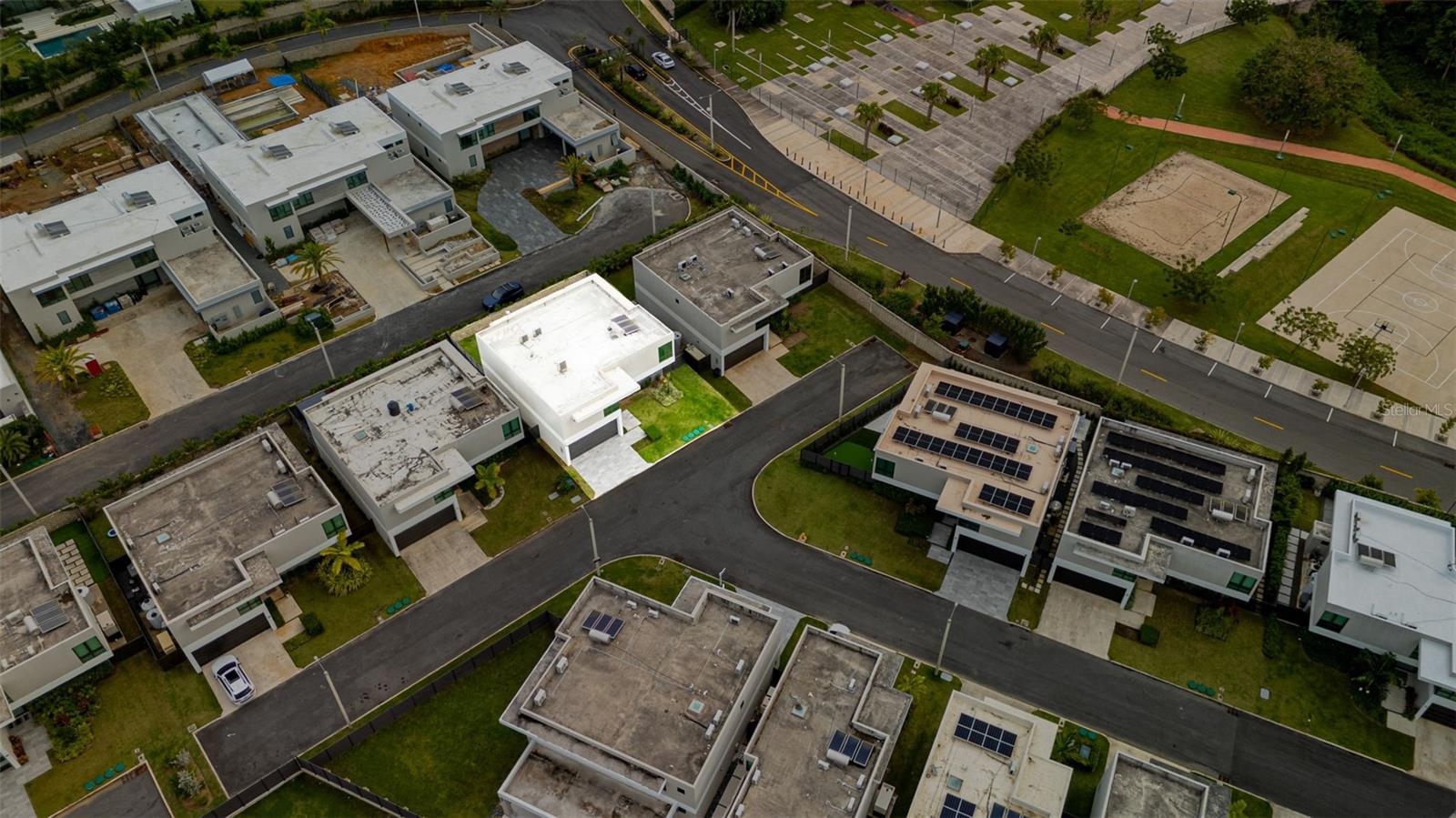 RIVIERA PARKVIEW - Residential