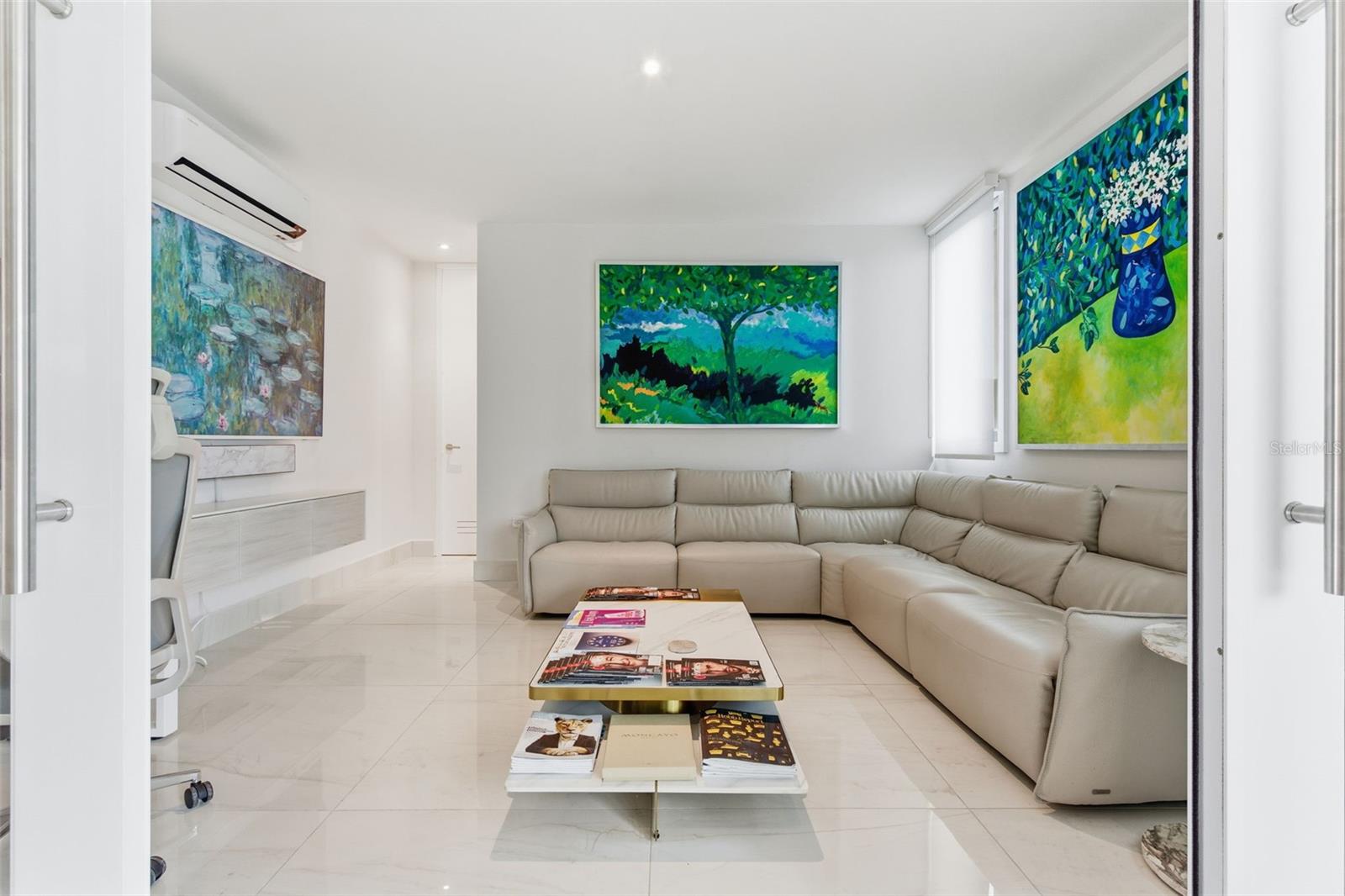 RIVIERA PARKVIEW - Residential