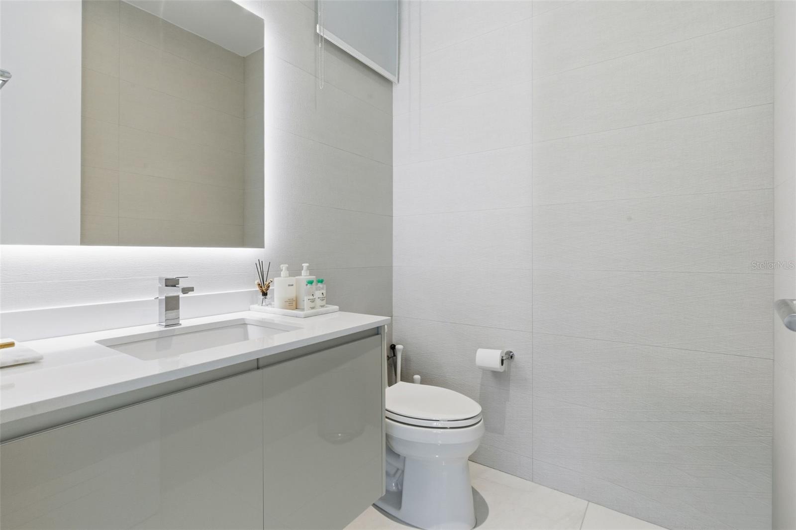 RIVIERA PARKVIEW - Residential