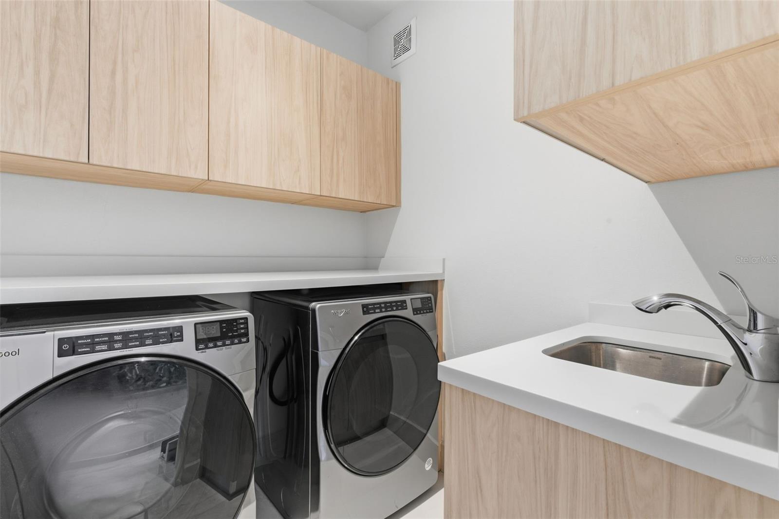 RIVIERA PARKVIEW - Residential