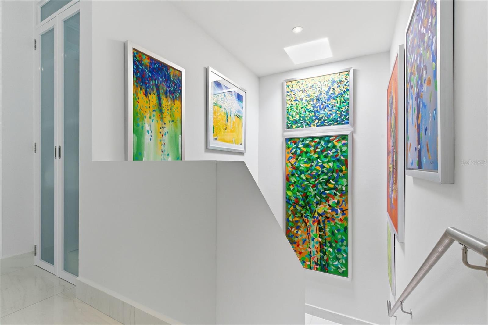 RIVIERA PARKVIEW - Residential