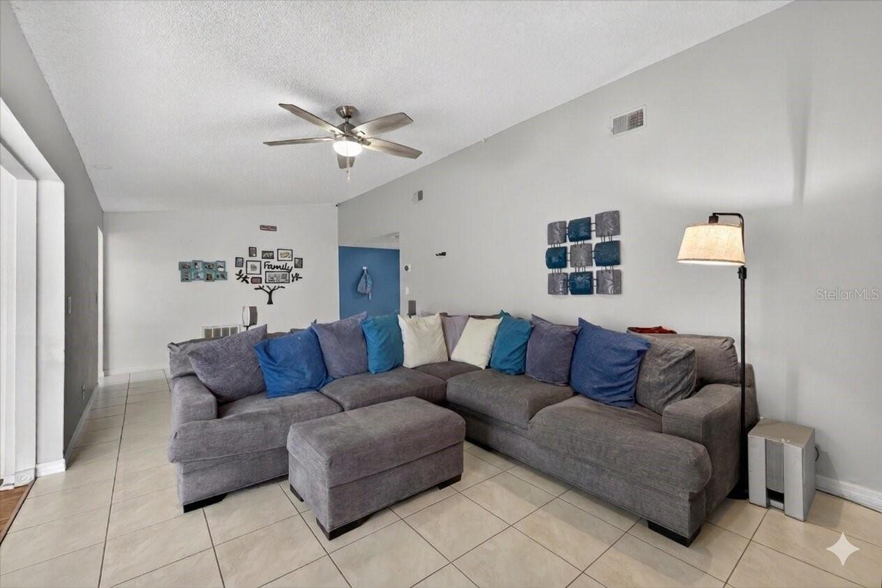 CYPRESS GREEN - Residential