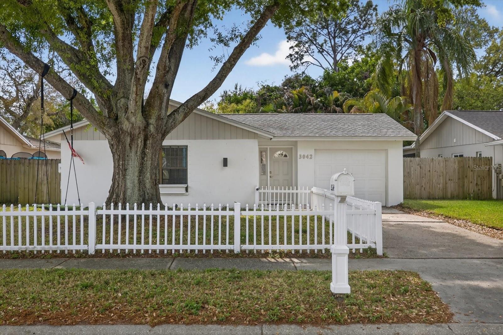 CYPRESS GREEN - Residential