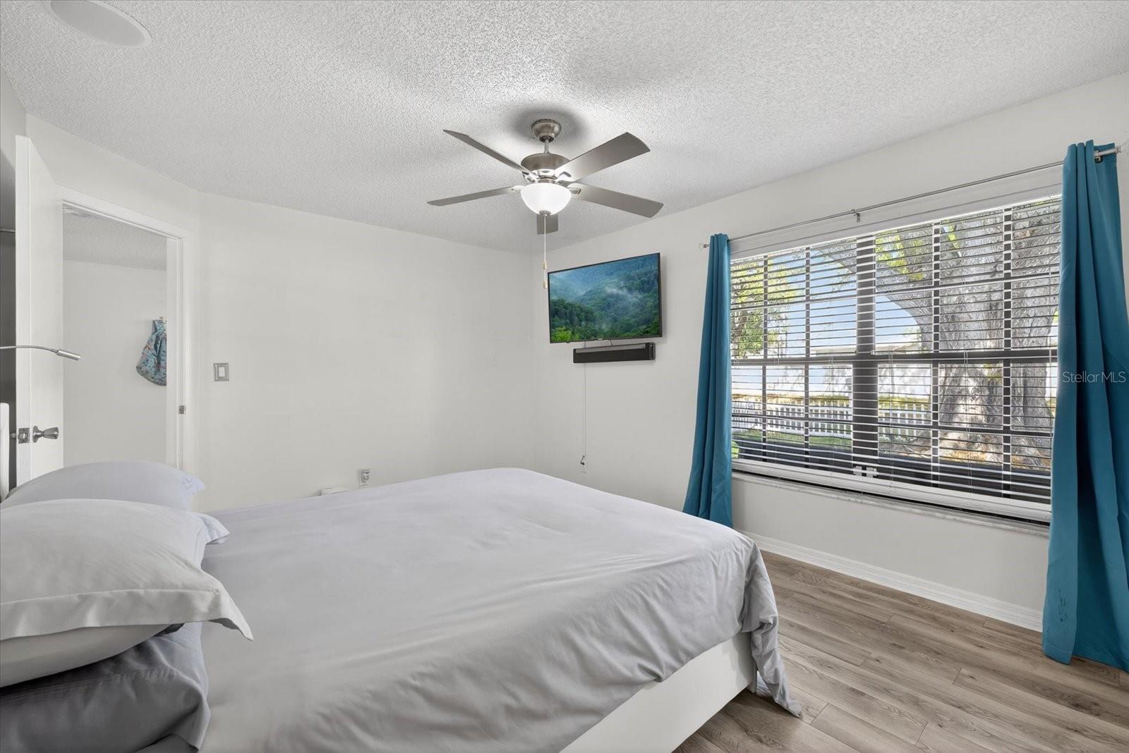 CYPRESS GREEN - Residential