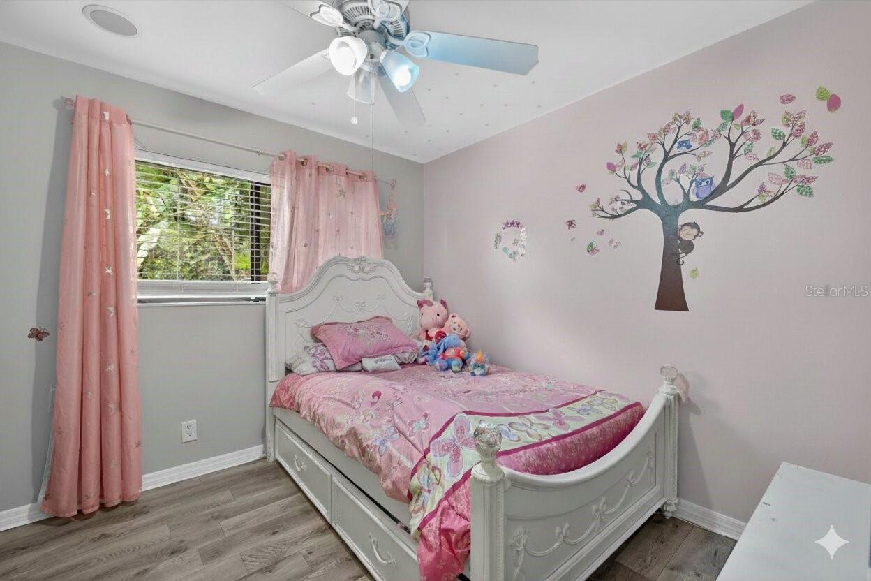 CYPRESS GREEN - Residential