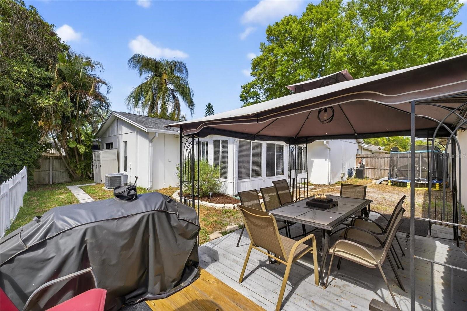 CYPRESS GREEN - Residential