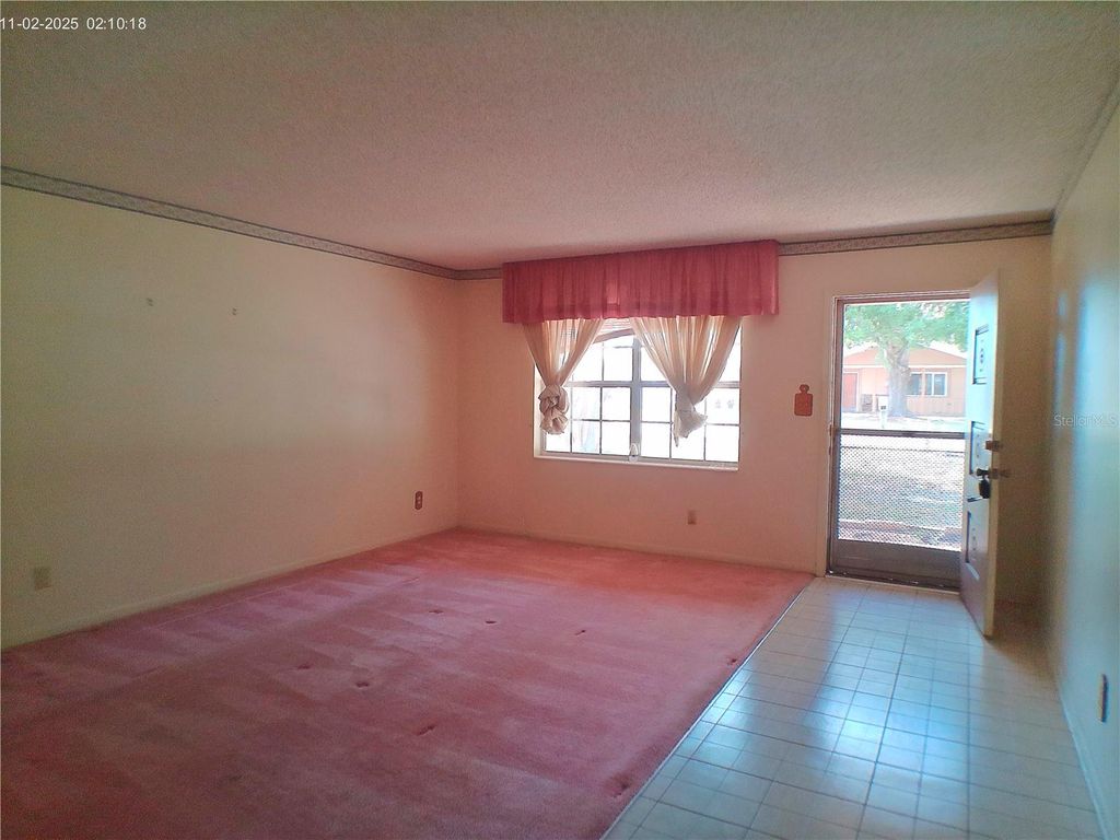 Photo of 1210 Lynn Avenue, Auburndale, FL 33823 (MLS # P4936700)