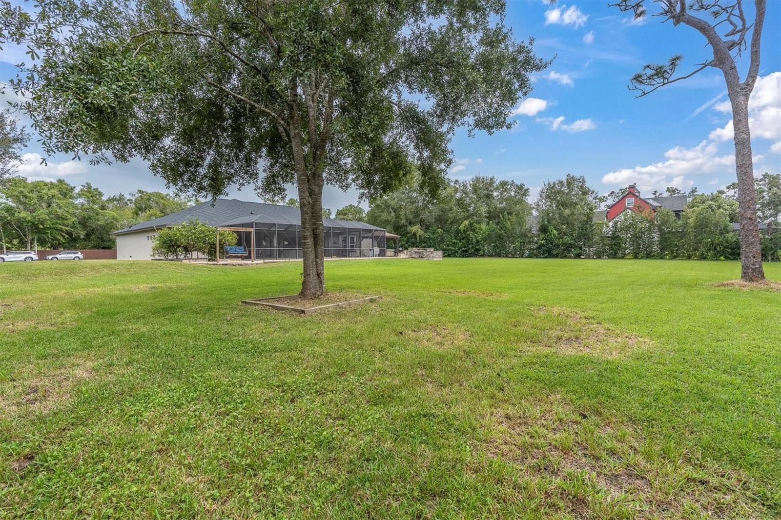 LADY LAKE ESTATES - Residential
