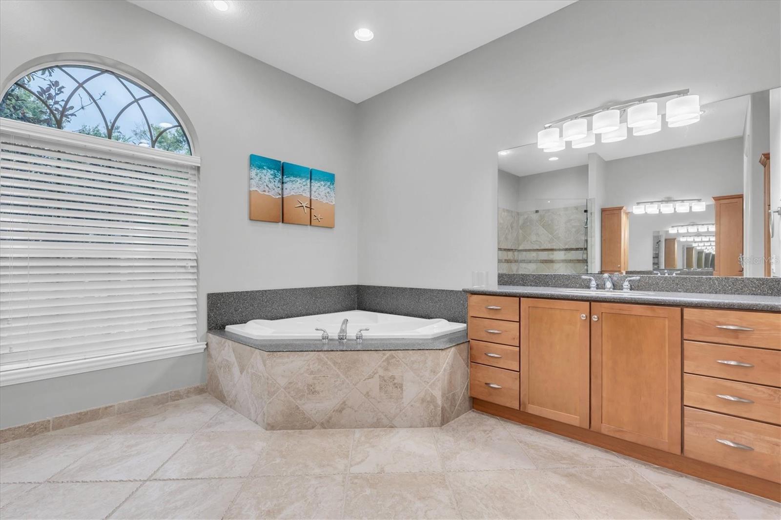 LADY LAKE ESTATES - Residential