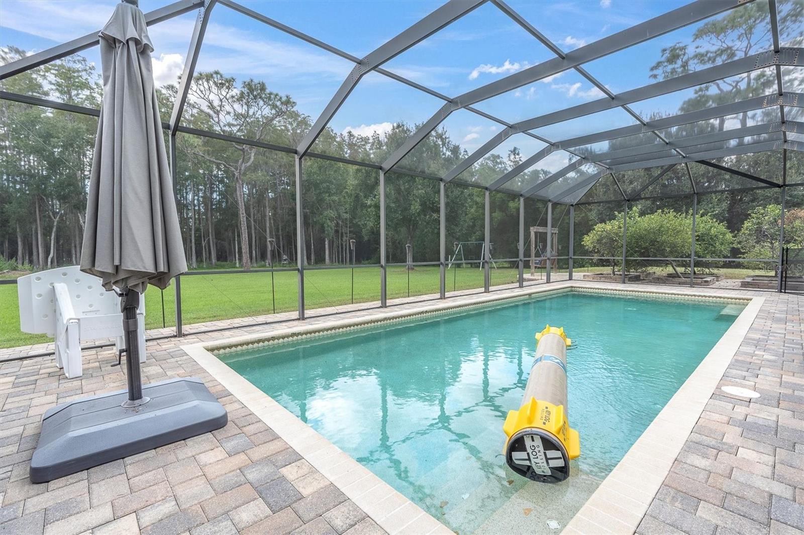 LADY LAKE ESTATES - Residential