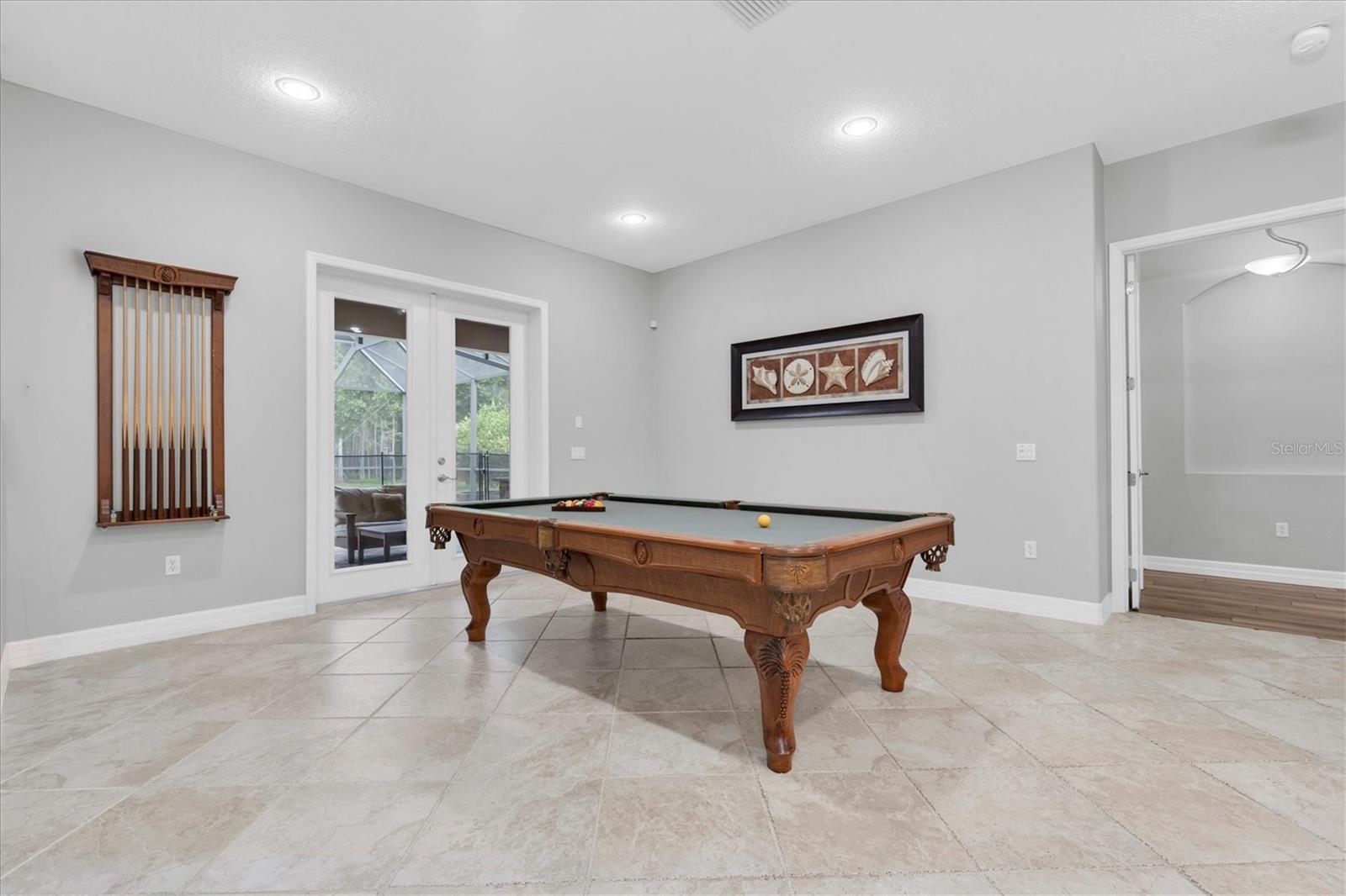 LADY LAKE ESTATES - Residential