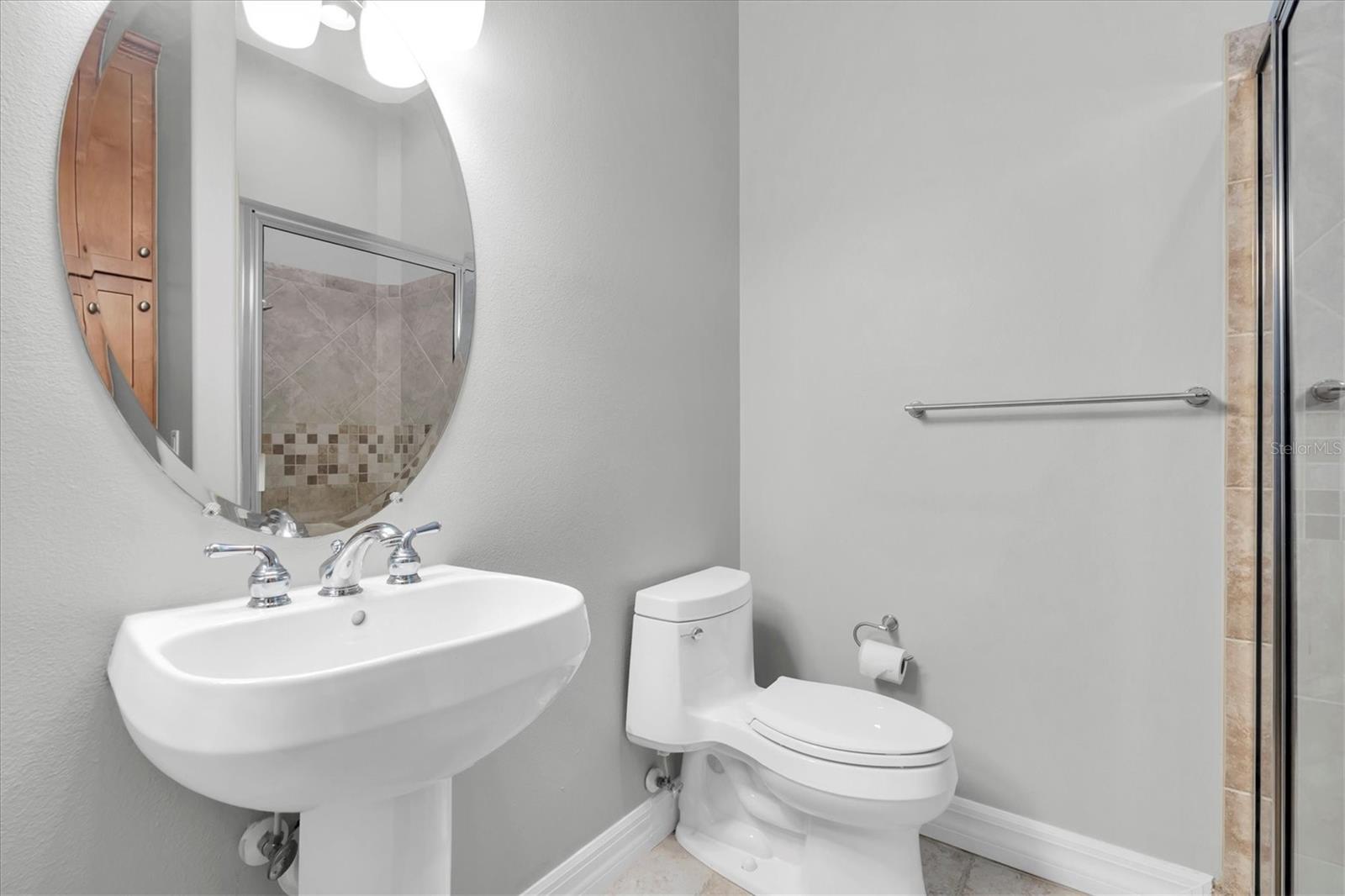 LADY LAKE ESTATES - Residential