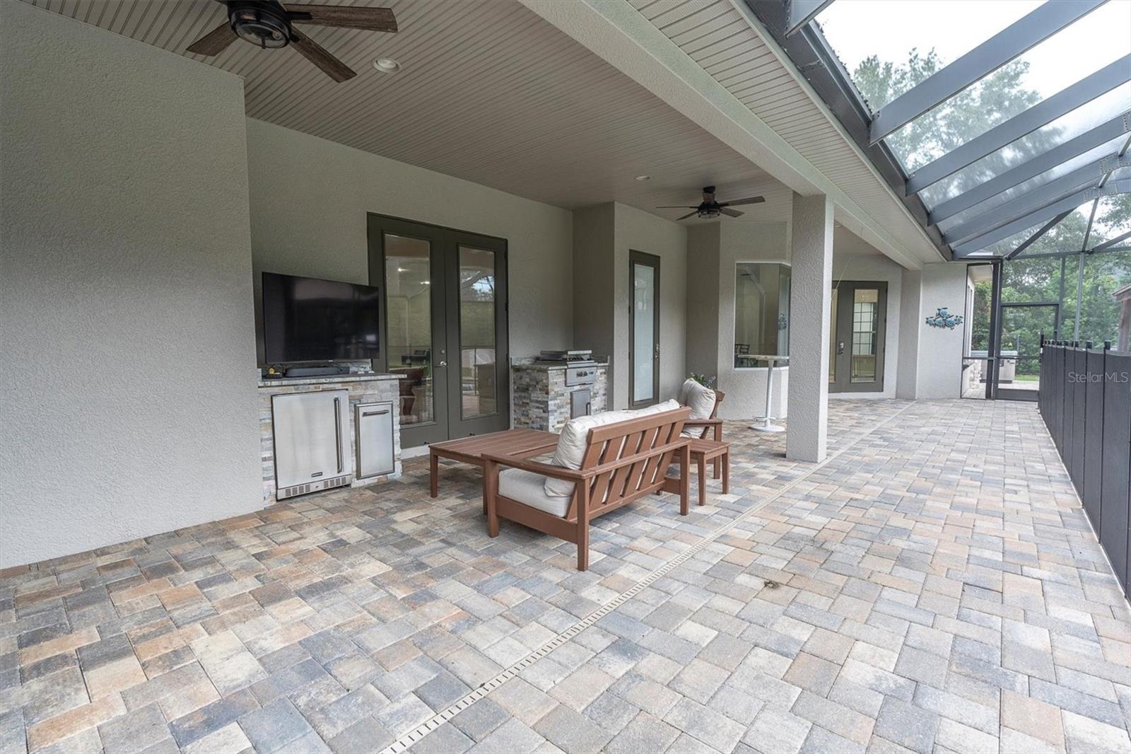 LADY LAKE ESTATES - Residential