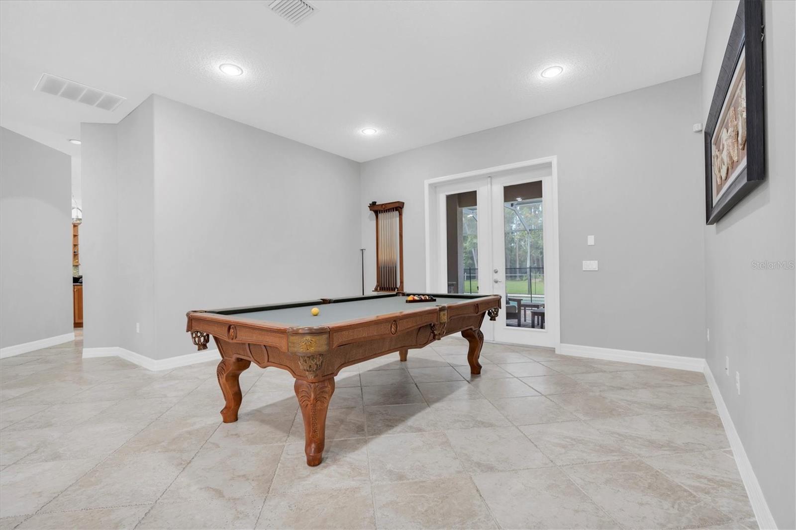 LADY LAKE ESTATES - Residential