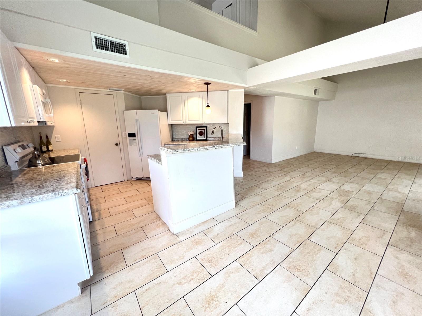 332 GOLDSTONE PLACE