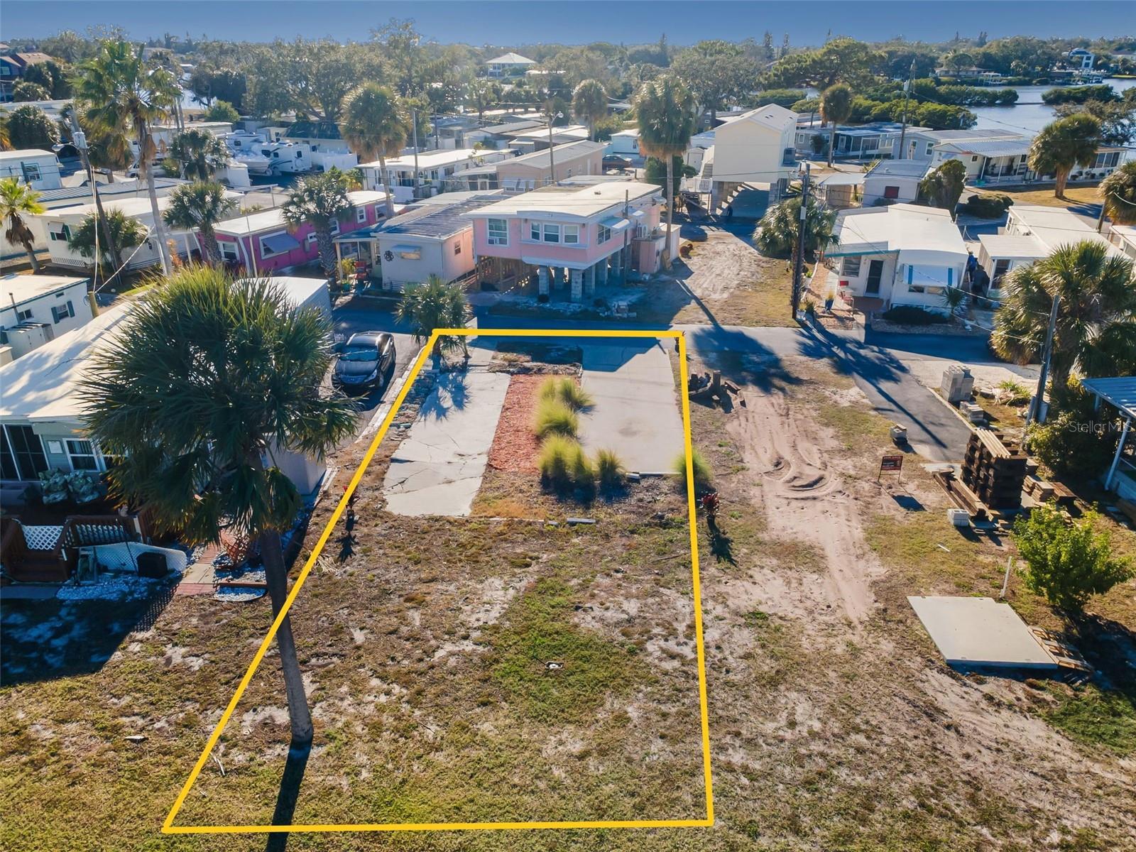 800 CHESAPEAKE DRIVE 12