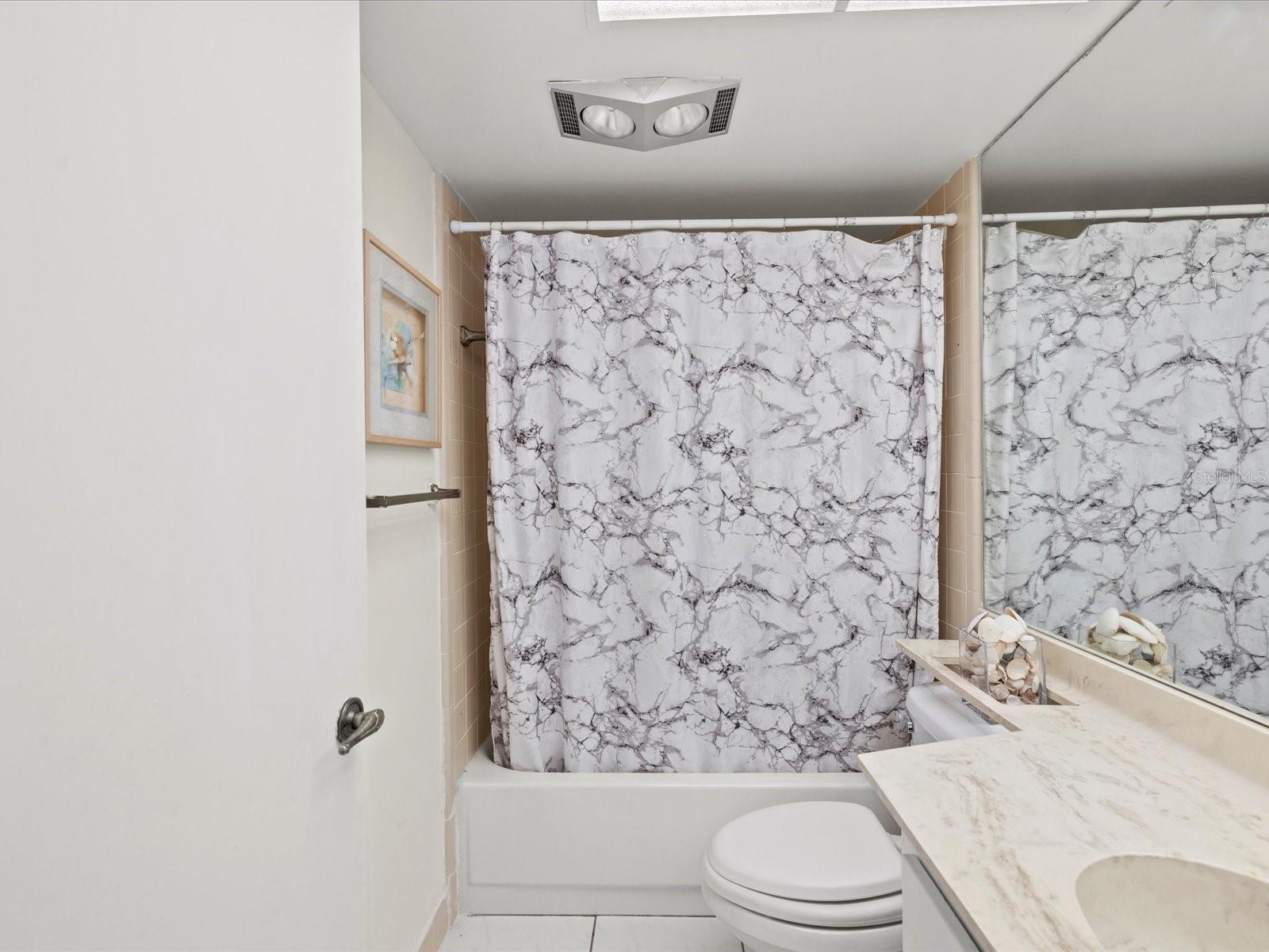 SEVILLE CONDO 14 - Residential