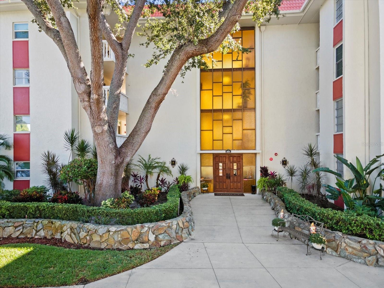 SEVILLE CONDO 14 - Residential