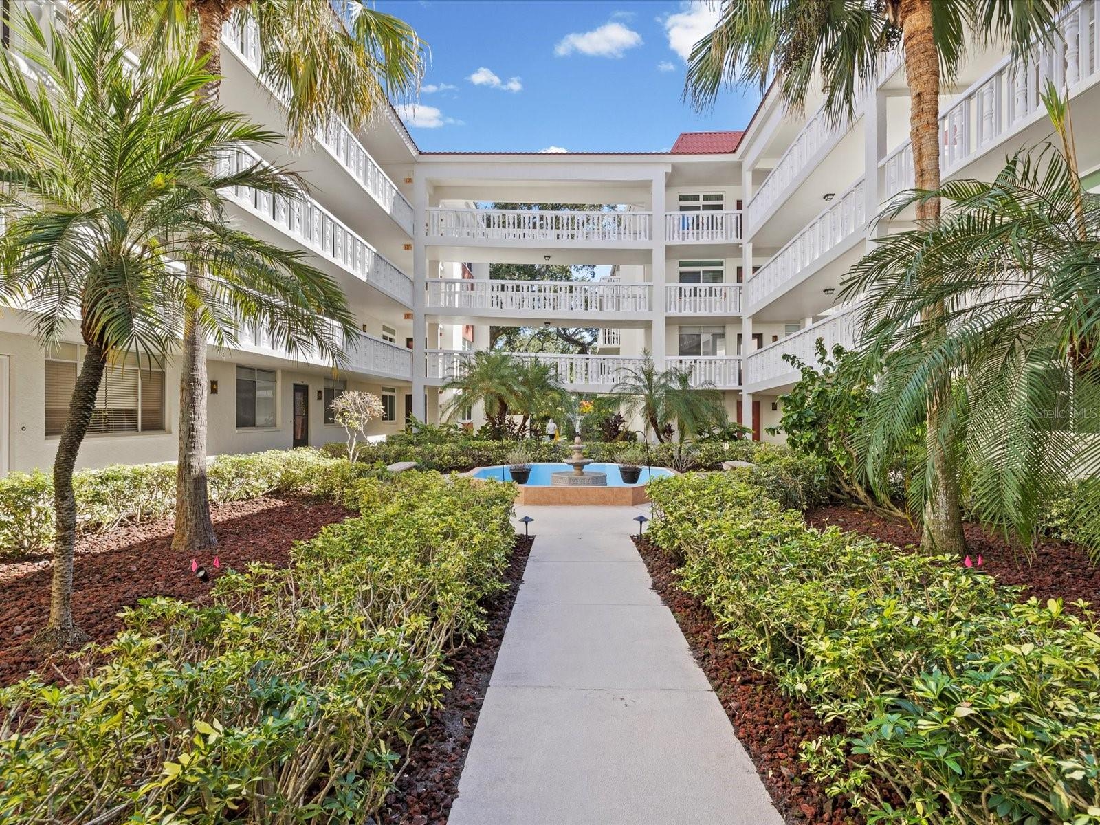 SEVILLE CONDO 14 - Residential