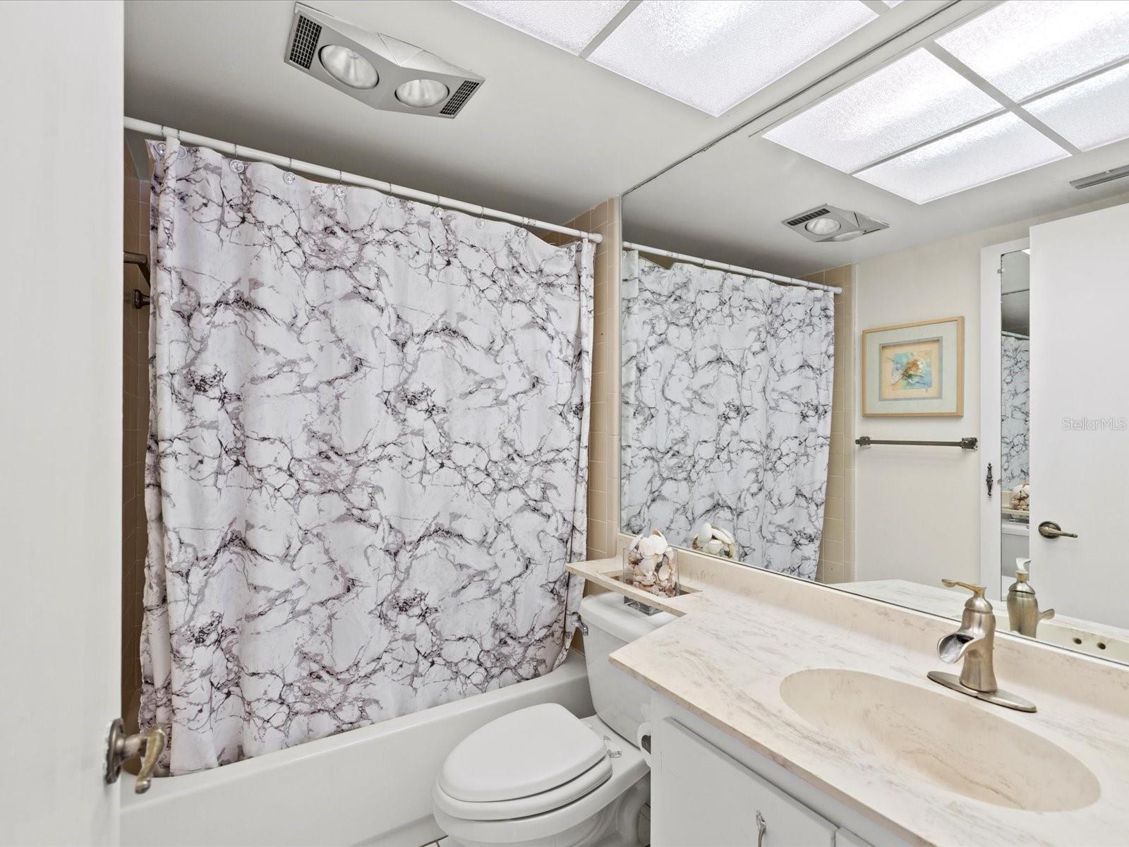 SEVILLE CONDO 14 - Residential