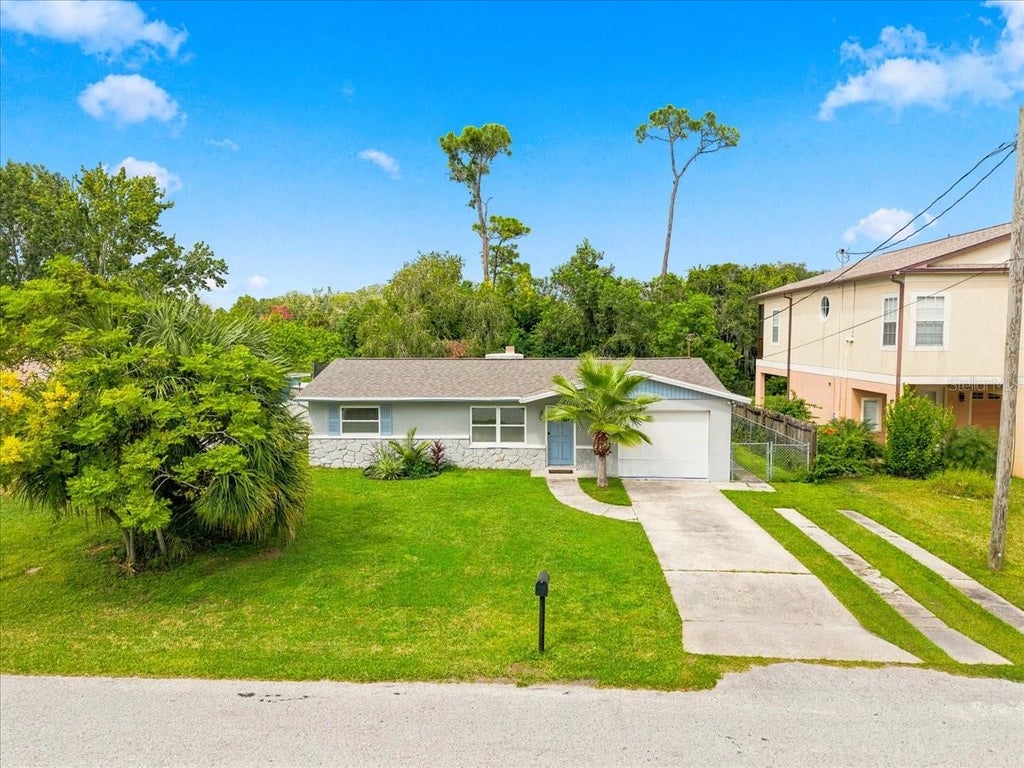 Photo of 8223 Gulf Way, Hudson, FL 34667 (MLS # TB8553592)